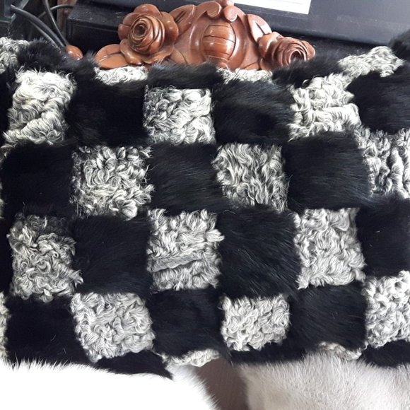 Genuine Real Fur Checked Throw Pillow Mink/Persian Lamb - Picture 5 of 12